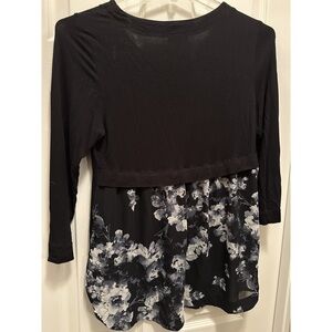 The Limited Tall ST Small Top. Unique S blouse, floral accent in back Shirt